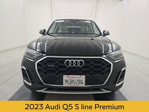 Used 2023 Audi Q5 2.0T Premium w/ Convenience Package AWD/4WD image 2