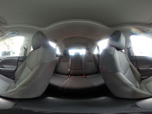 Used 2025 Toyota RAV4 XLE w/ Convenience Package image 44