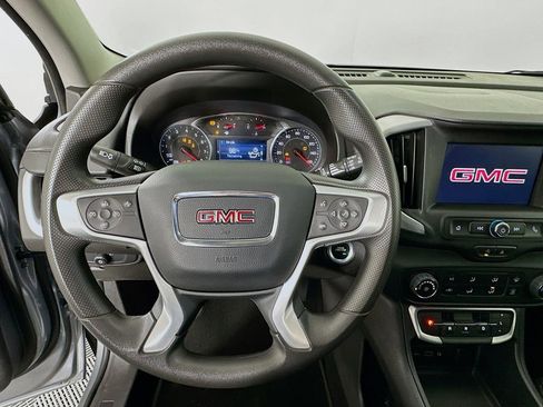 Used 2024 GMC Terrain SLE image 11