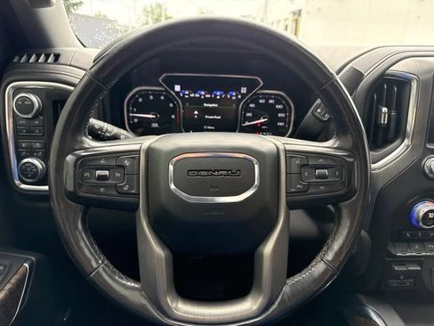 Used 2021 GMC Sierra 2500 Denali w/ Denali Ultimate Package AWD/4WD image 19