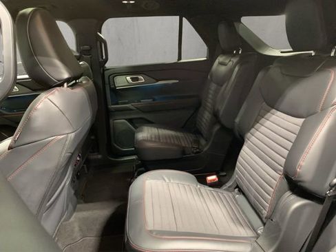 New 2026 Ford Explorer ST-Line w/ ST-Line Street Pack AWD/4WD image 14