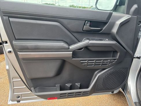 New 2026 Toyota Tacoma SR5 AWD/4WD image 7