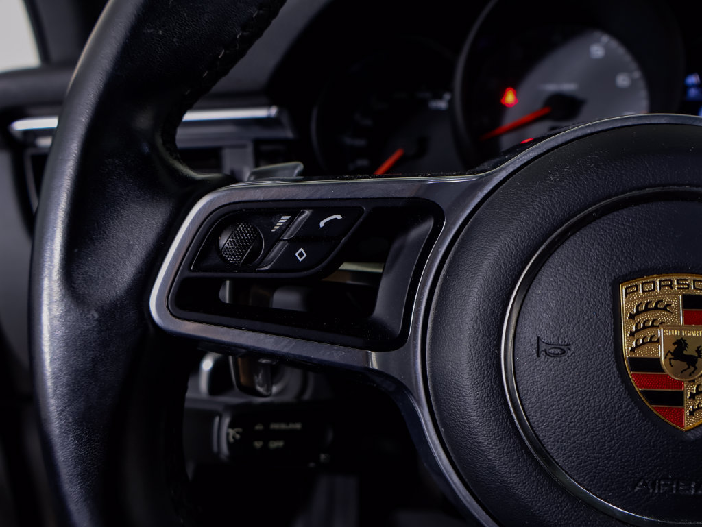 Certified 2021 Porsche Macan S AWD/4WD image 20