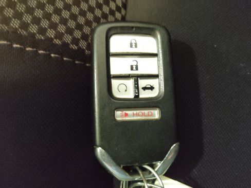 Used 2021 Honda Civic Sport image 32