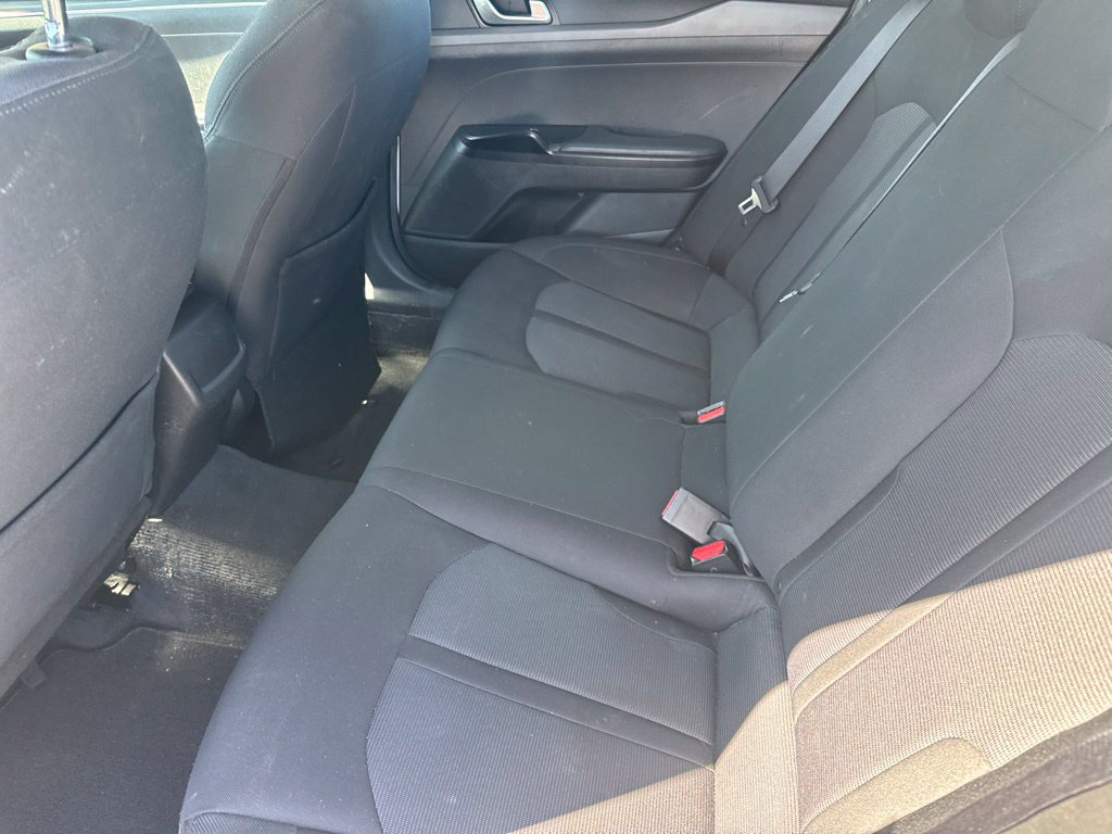 Used 2022 Kia K5 LX FWD image 11