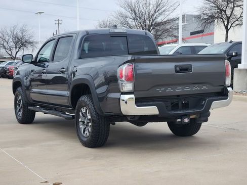 Used 2023 Toyota Tacoma TRD Off-Road image 4