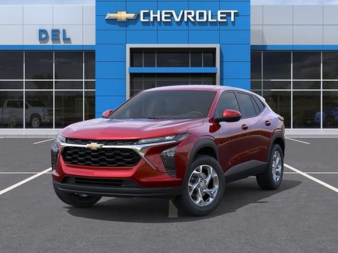 New 2026 Chevrolet Trax LS w/ LS Convenience Package FWD image 6