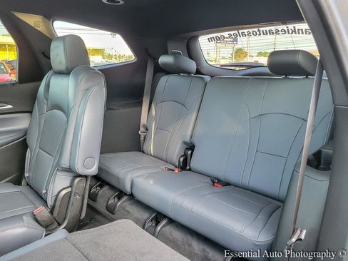 Used 2023 Buick Enclave Essence w/ Experience Buick Package AWD/4WD image 13