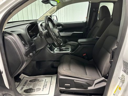 Used 2022 Chevrolet Colorado LT w/ Fleet Safety Package AWD/4WD image 9