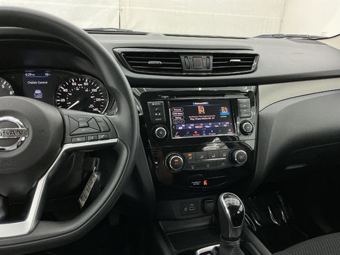 Used 2019 Nissan Rogue Sport S AWD/4WD image 33