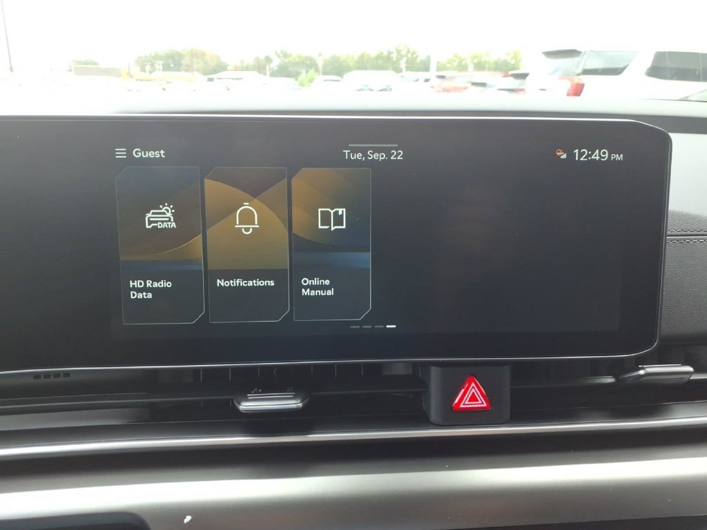 New 2027 Kia Carnival EX FWD image 22
