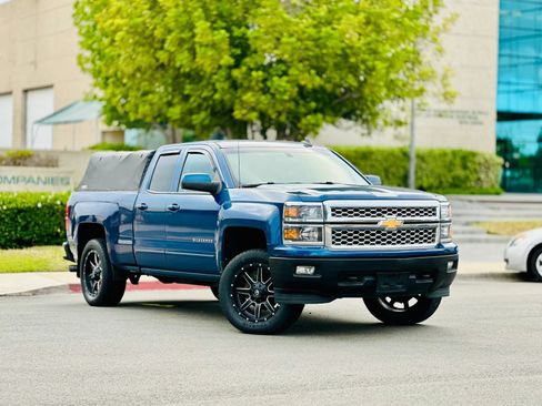 Used 2015 Chevrolet Silverado 1500 LT w/ All Star Edition AWD/4WD image 3
