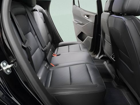 New 2026 Chevrolet Equinox LT w/ Convenience Package II FWD image 30