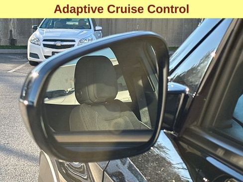 Used 2023 Chevrolet TrailBlazer RS w/ Sun and Liftgate Package image 8