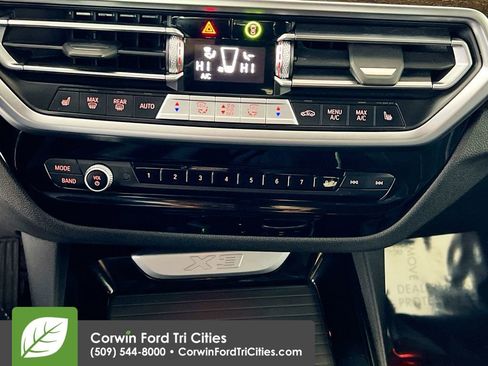 Used 2023 BMW X3 xDrive30i image 9