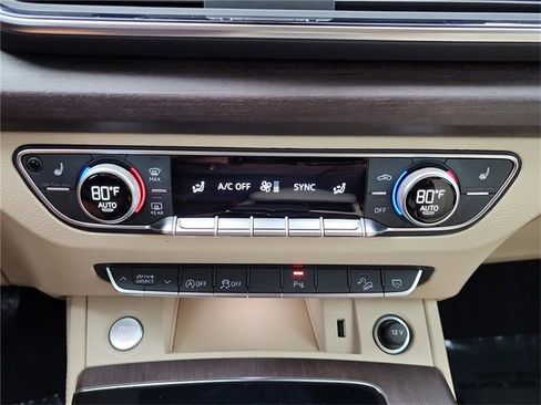 Used 2023 Audi Q5 2.0T Premium Plus w/ Premium Plus Package image 20