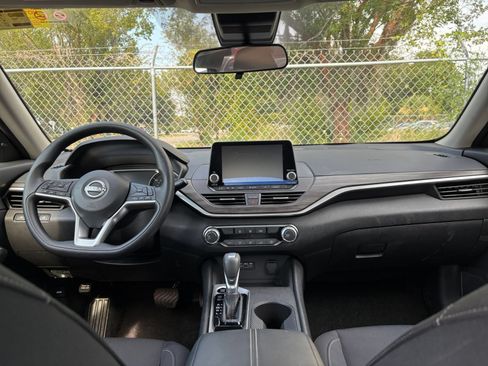 Used 2026 Nissan Altima 2.5 SV FWD image 33