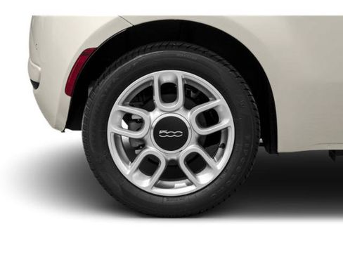 Used 2015 FIAT 500 Pop FWD image 14