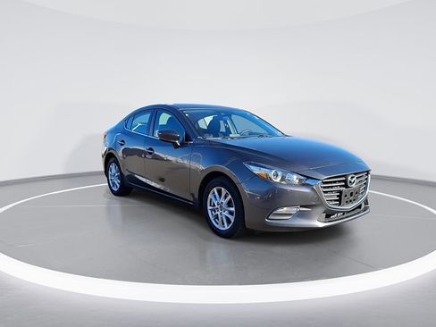 Used 2018 MAZDA MAZDA3 Sport w/ Preferred Equipment Package image 2