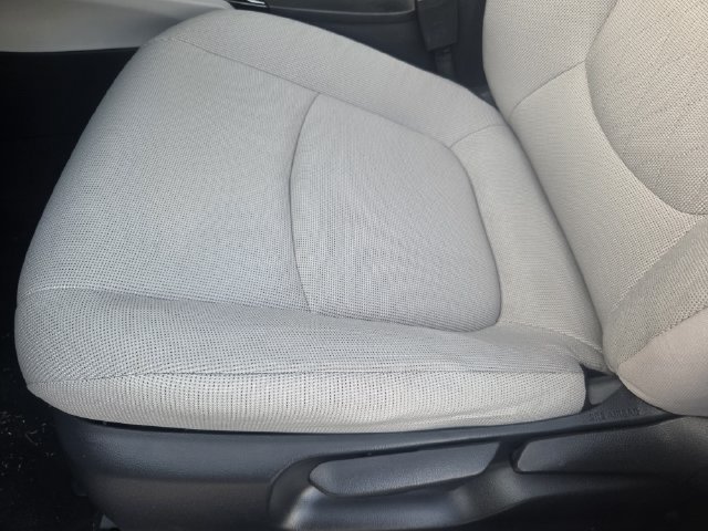 Used 2024 Toyota Corolla Cross LE FWD image 21
