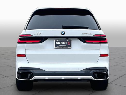 Used 2025 BMW X7 xDrive40i w/ Executive Package AWD/4WD image 4