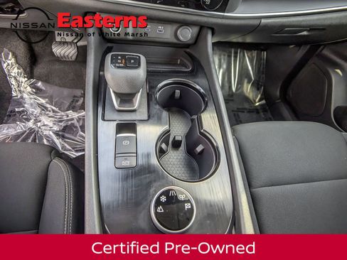 Used 2023 Nissan Rogue S image 43