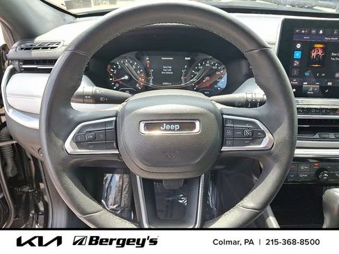 Used 2023 Jeep Compass Limited AWD/4WD image 20