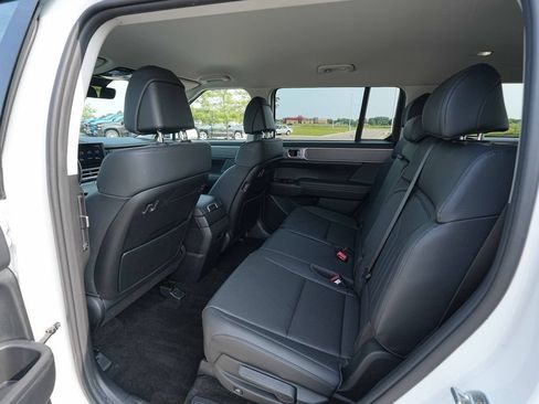 Used 2026 Hyundai Santa Fe SEL AWD/4WD image 18