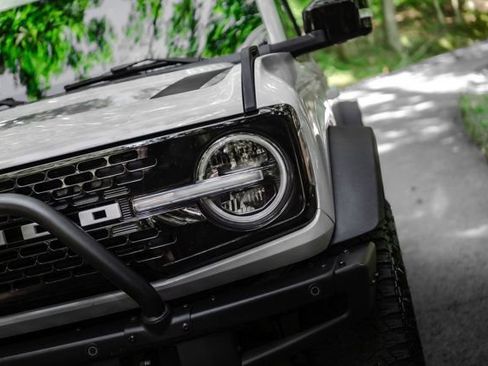 Used 2021 Ford Bronco First Edition AWD/4WD image 16