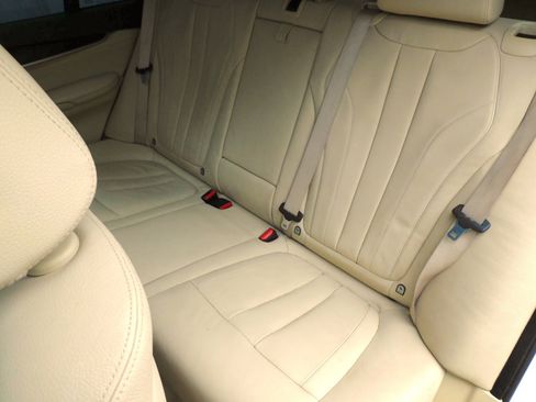 Used 2015 BMW X5 xDrive35i image 16