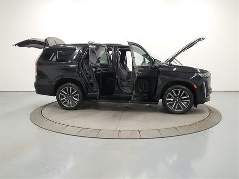 Used 2023 Cadillac Escalade Sport image 16