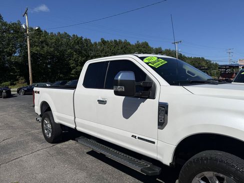 Used 2017 Ford F250 Lariat w/ Chrome Package AWD/4WD image 14