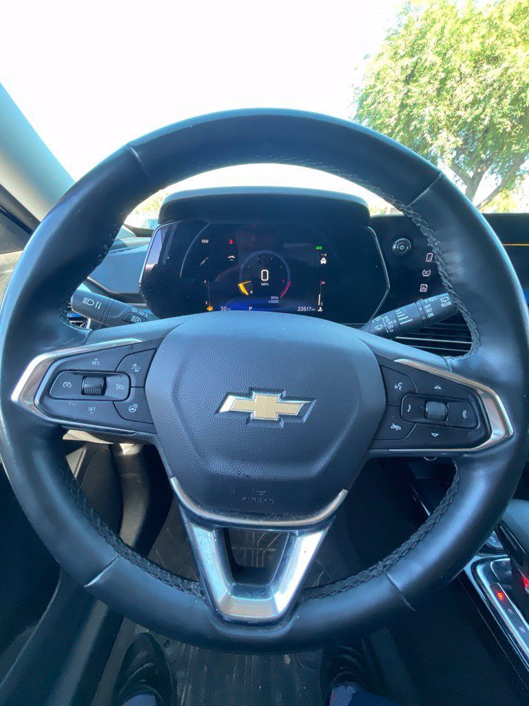 Used 2025 Chevrolet Trax LT w/ Driver Confidence Package FWD image 9