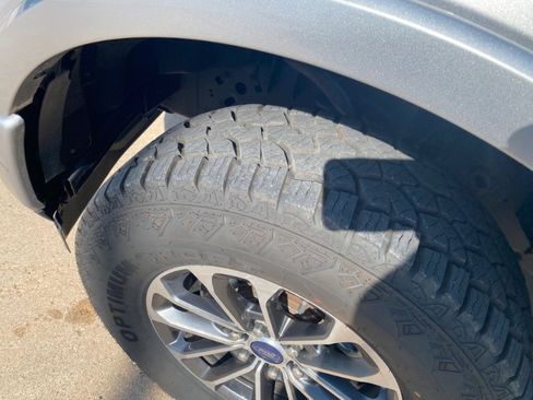 Used 2020 Ford F150 XLT w/ Equipment Group 302A Luxury image 15