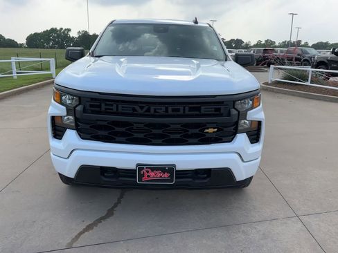 Used 2024 Chevrolet Silverado 1500 Custom RWD image 4