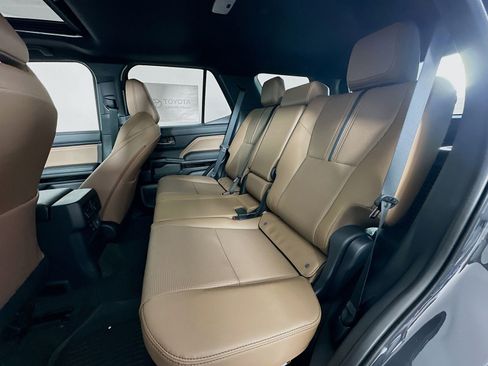 New 2026 Toyota 4Runner Limited AWD/4WD image 26