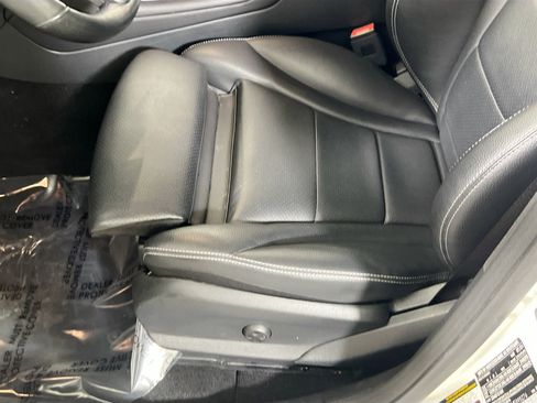 Used 2021 Mercedes-Benz GLC 300 4MATIC image 18