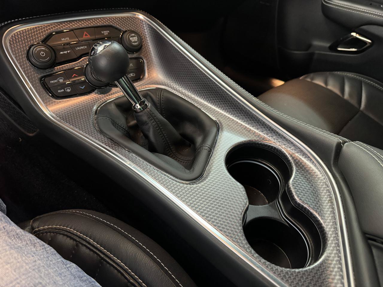 Used 2018 Dodge Challenger SRT Hellcat RWD image 16