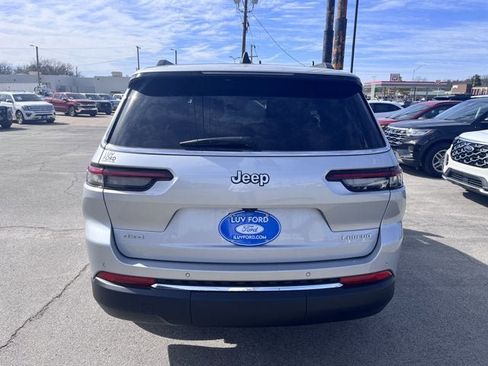 Used 2024 Jeep Grand Cherokee L Laredo image 5