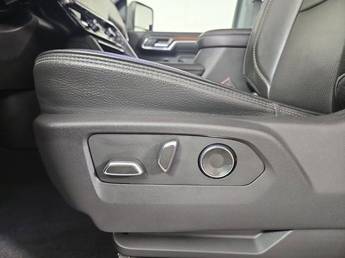 Used 2024 GMC Sierra 2500 Denali w/ Technology Package image 33