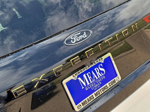 Used 2025 Ford Expedition Tremor AWD/4WD image 12
