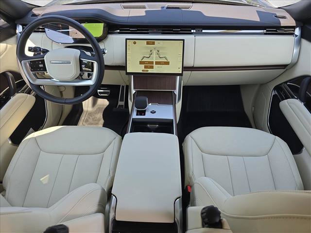 New 2026 Land Rover Range Rover SE AWD/4WD image 9