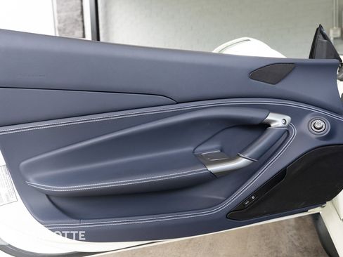 Used 2022 Ferrari F8 Tributo image 20