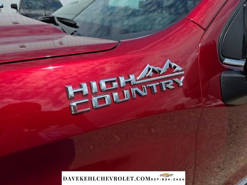 Used 2024 Chevrolet Silverado 1500 High Country w/ Technology Package AWD/4WD image 11