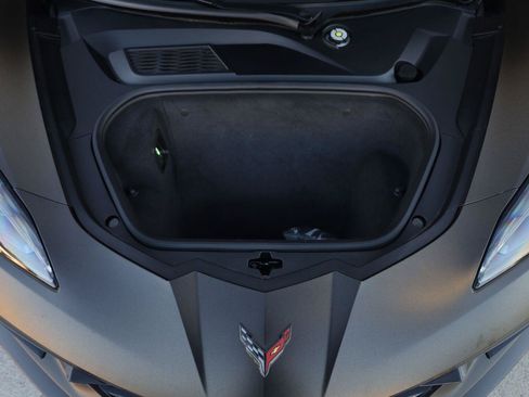 Used 2021 Chevrolet Corvette Stingray Preferred Cpe w/ Z51 Performance Package RWD image 14