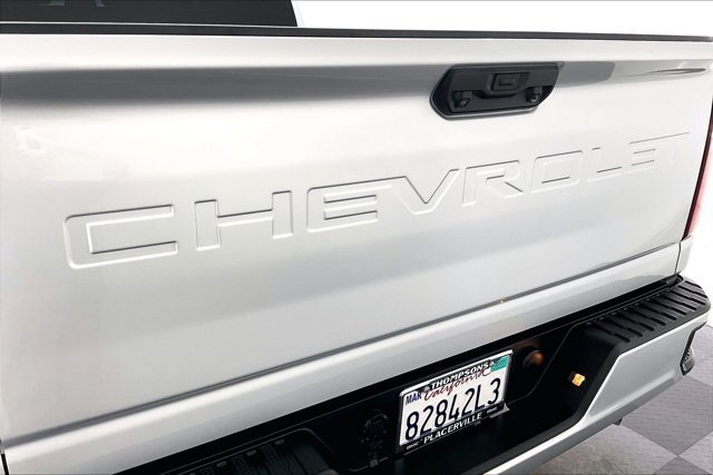 Used 2022 Chevrolet Silverado 2500 Custom w/ Custom Value Package AWD/4WD image 31