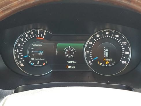 Used 2018 Ford Explorer Platinum AWD/4WD image 25