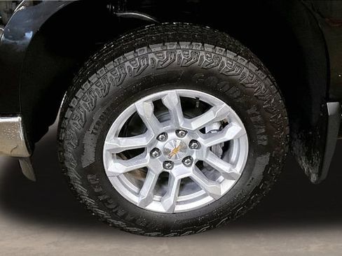 New 2026 Chevrolet Silverado 1500 LT w/ Z71 Off-Road Package image 13