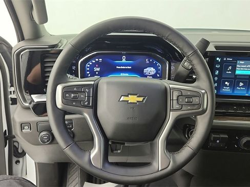 Certified 2025 Chevrolet Silverado 1500 LT image 19