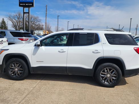 Used 2017 GMC Acadia SLT AWD/4WD image 8
